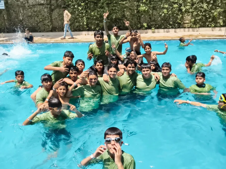 Excursion to Rangmanch, photo 16