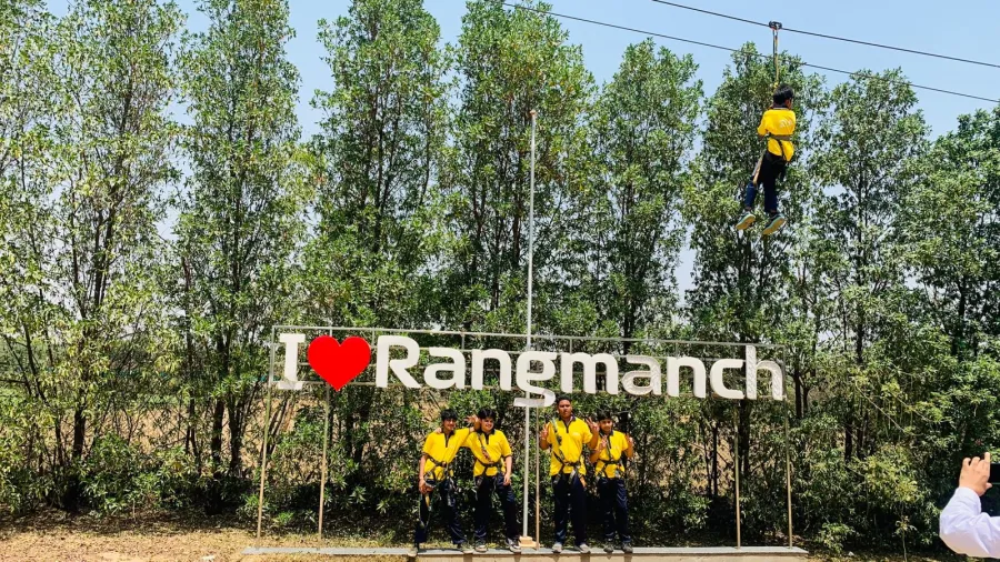 Excursion to Rangmanch, photo 38